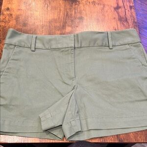 LOFT Green Cargo Shorts Tailored Cotton Twill